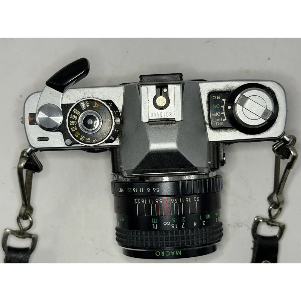 Minolta XG-7‎ 35mm Film Camera w/ Albinar ADG 28mm f/2.8 Lens Vintage